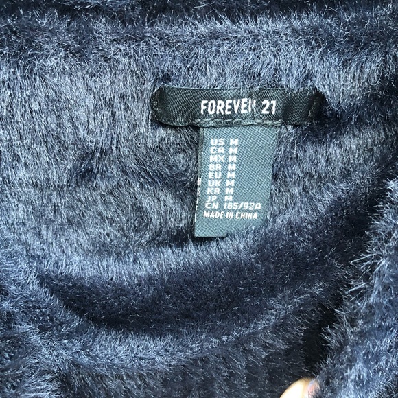 Forever 21 Over the Shoulder Furry Long Sleeve - Picture 2 of 3